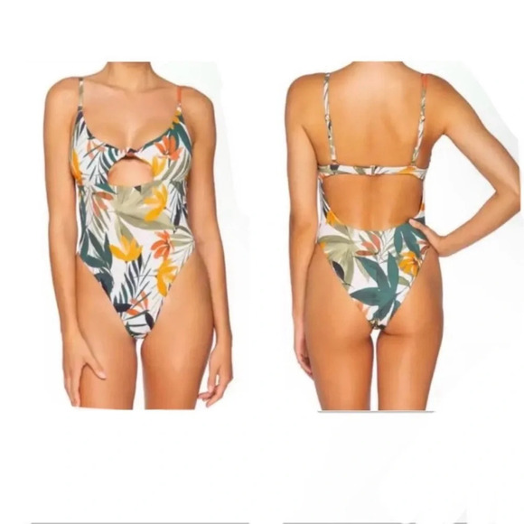 B Swimwear Women's B Swimwear Atlas One-Piece Size Small - Picture 1 of 7